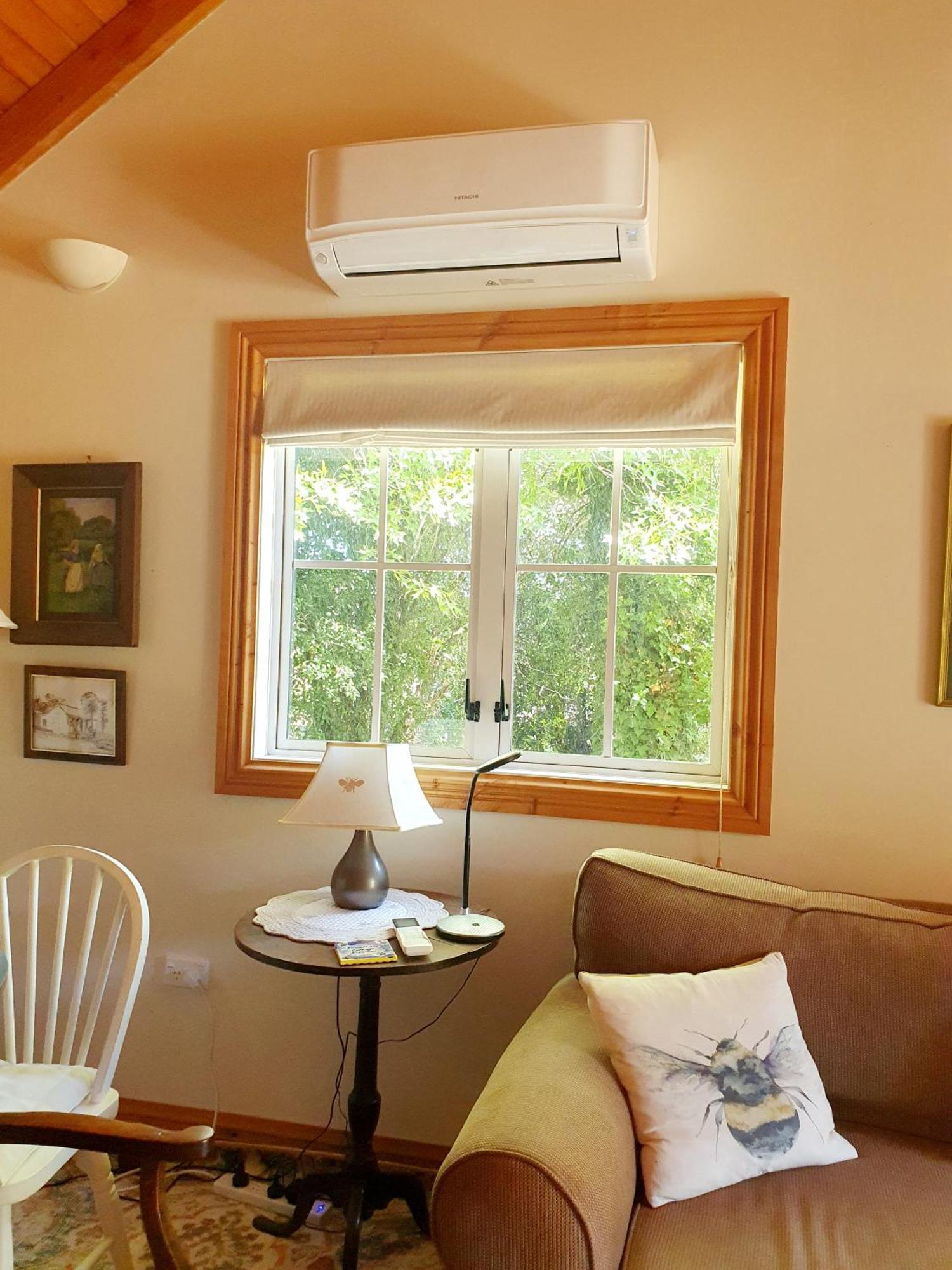 Bumblebee Cottage Greytown Exterior photo
