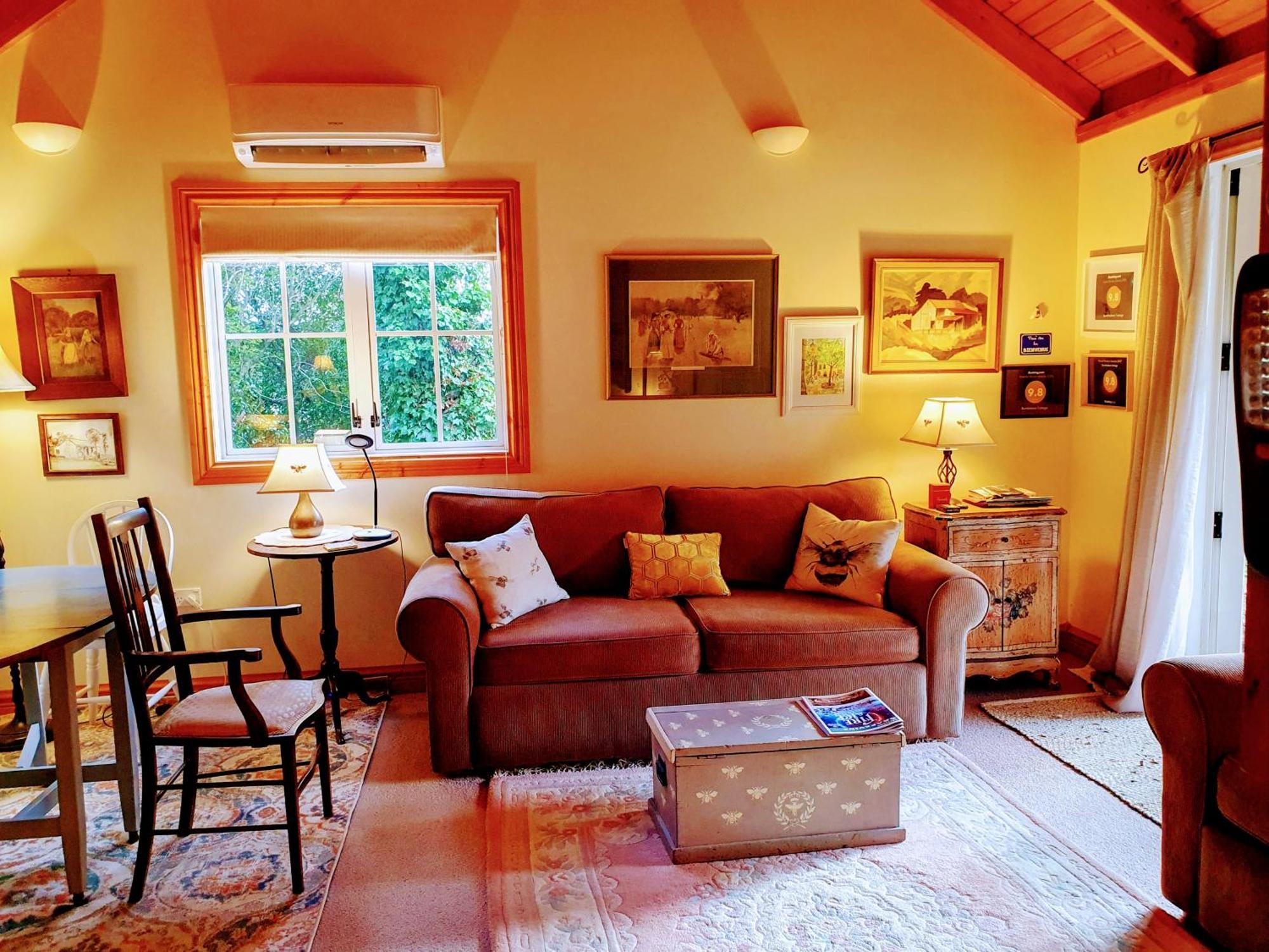 Bumblebee Cottage Greytown Exterior photo